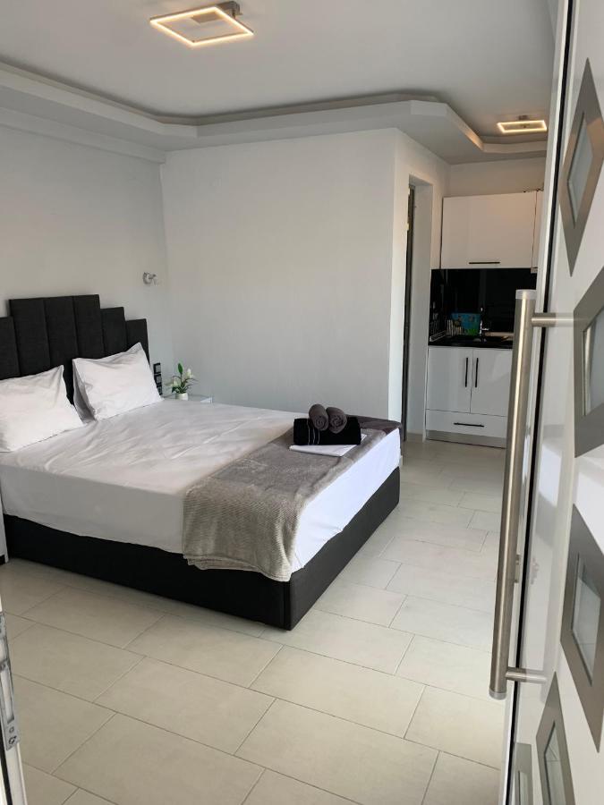 Petros House Aparthotel ซาร์ตี ภายนอก รูปภาพ