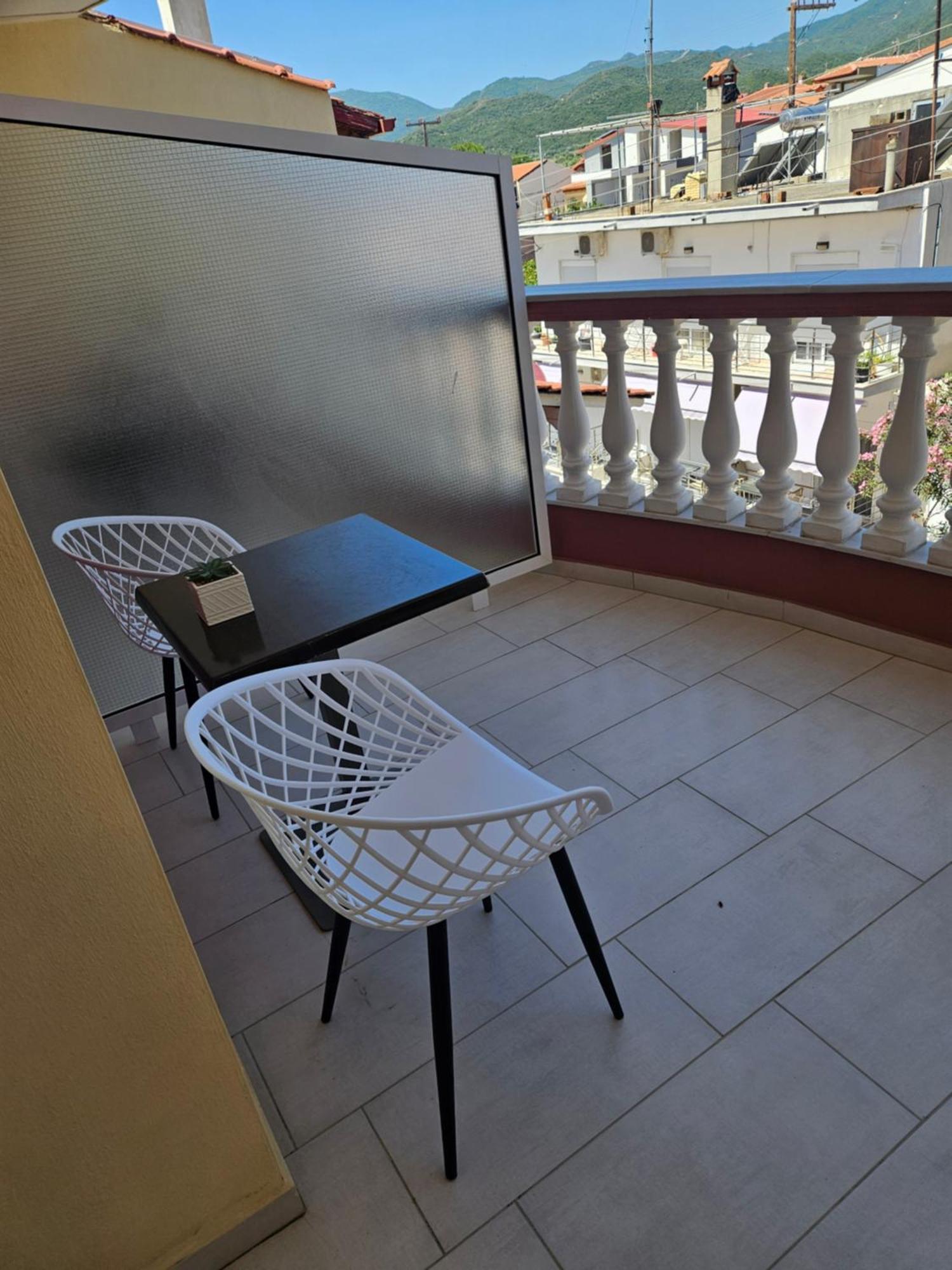 Petros House Aparthotel ซาร์ตี ภายนอก รูปภาพ
