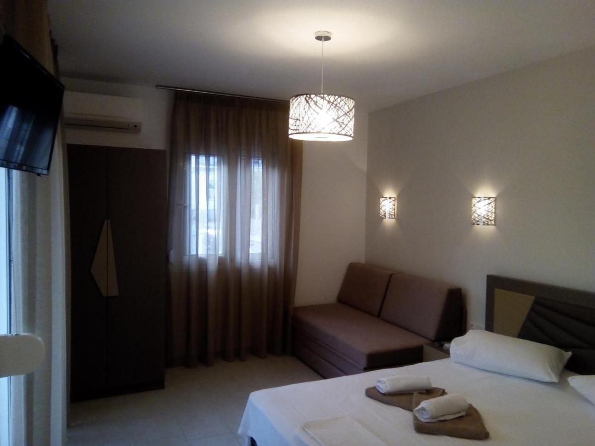 Petros House Aparthotel ซาร์ตี ภายนอก รูปภาพ