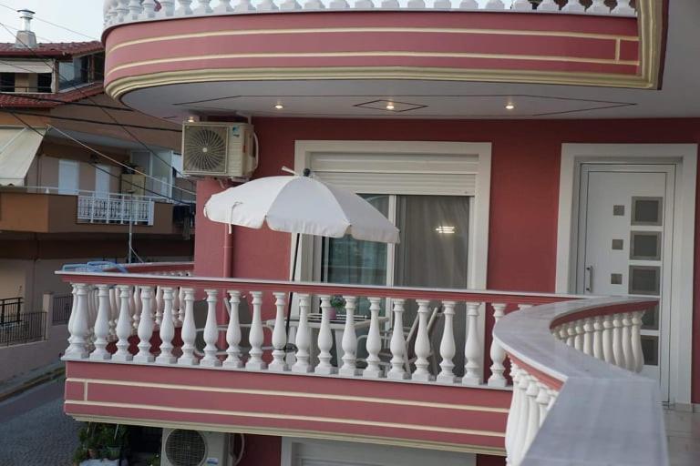 Petros House Aparthotel ซาร์ตี ภายนอก รูปภาพ